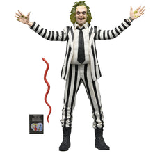 Beetlejuice (1988) Black & White Suit Beetlejuice 7" Scale Action Figure