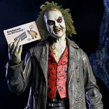 Beetlejuice (1988) - Beetlejuice Tour Guide Ultimate 7" Scale Action Figure