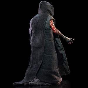 Figura Obscura: The Masque of the Red Death, Black Robes Action Figure