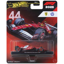 Hot Wheels Formula 1 2025 Scuderia Ferrari Team #44 1:64 Die Cast Vehicle